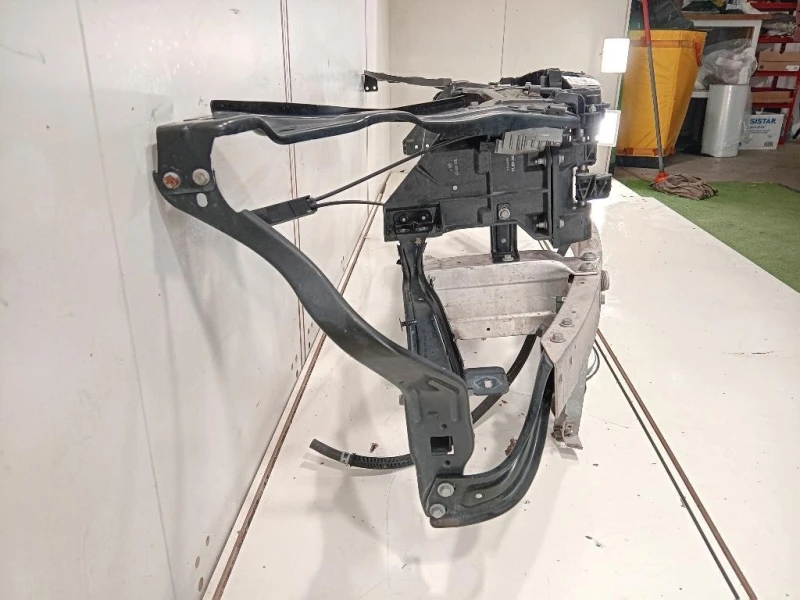 Rivestimento Frontale ANT RIVESTIMENTO FRONTALE ANT Mercedes Classe E W212 2013