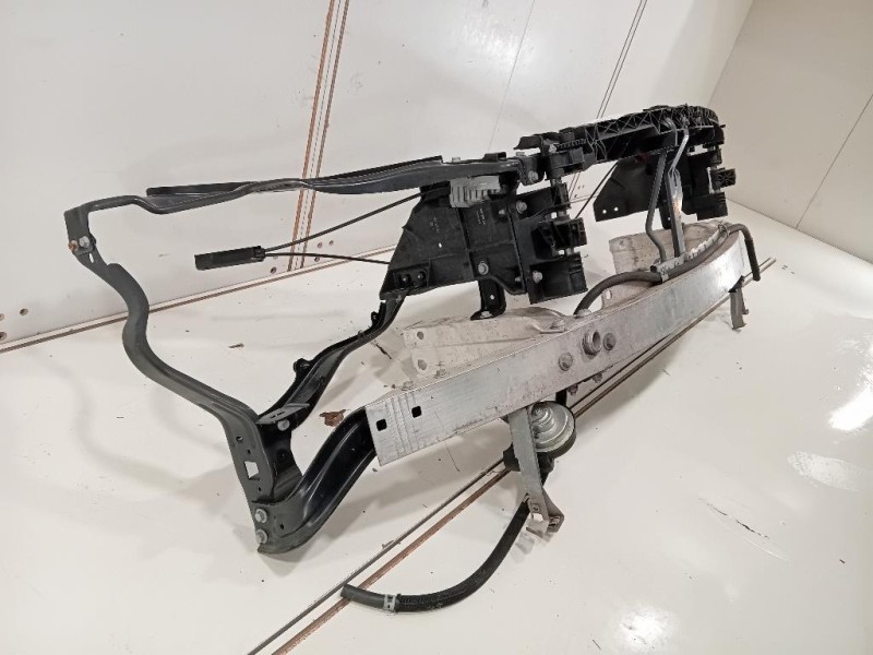 Rivestimento Frontale ANT RIVESTIMENTO FRONTALE ANT Mercedes Classe E W212 2013