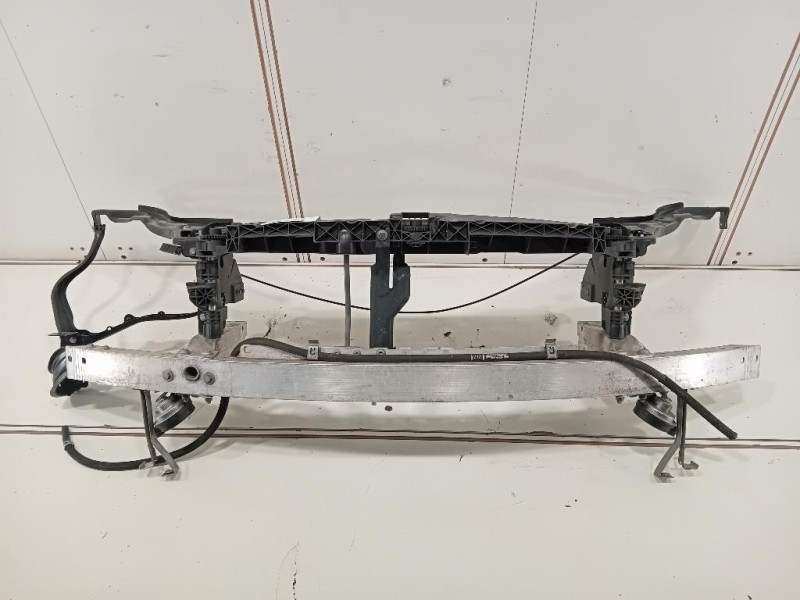 Rivestimento Frontale ANT RIVESTIMENTO FRONTALE ANT Mercedes Classe E W212 2013