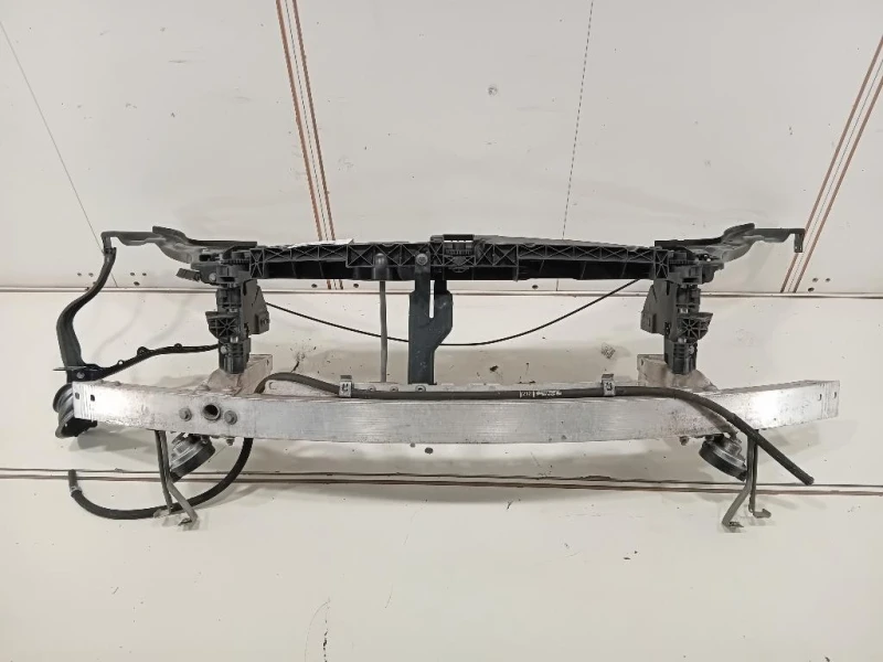 Rivestimento Frontale ANT RIVESTIMENTO FRONTALE ANT Mercedes Classe E W212 2013