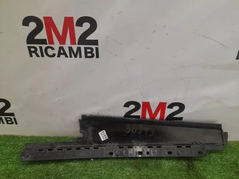 Modanatura Adesiva Porta Parte ANT POST DX BJ32-255A80 Land Rover Range Rover III 2009