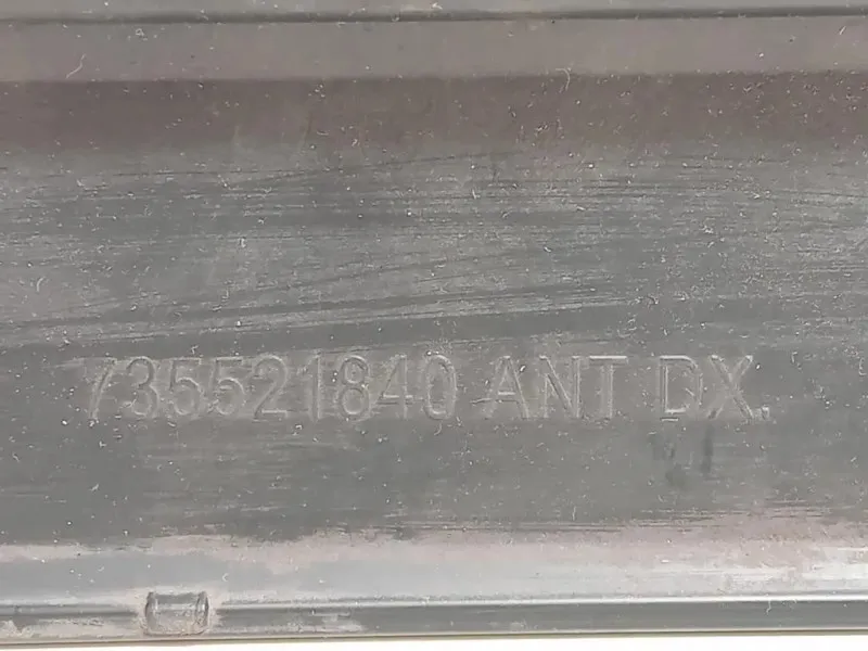 Modanatura Adesiva Porta ANT DX 735521840 Fiat 500L 2013