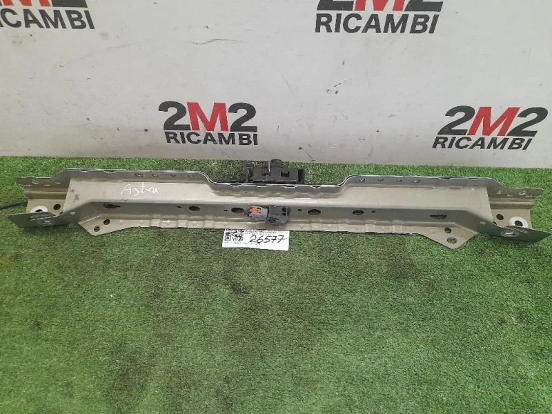 Rivestimento Frontale ANT 13312474 Opel Astra J SW 2010