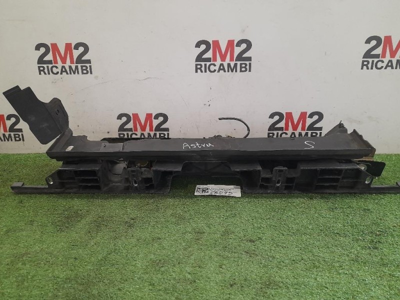 Rivestimento Frontale ANT 13312474 Opel Astra J SW 2010