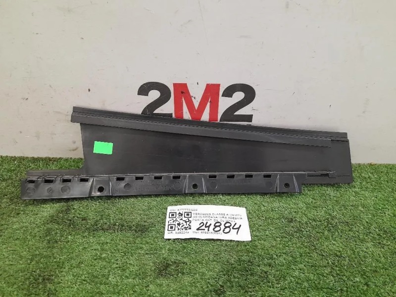Modanatura Adesiva Porta ANT DX A1777220200 Mercedes Classe A W177 2018