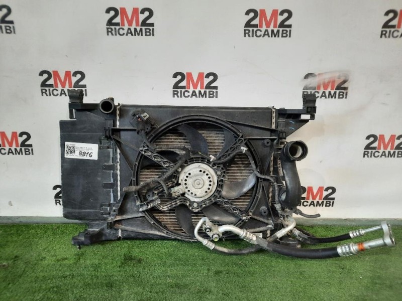 Rivestimento Frontale ANT 13330994 Opel Meriva B 2010