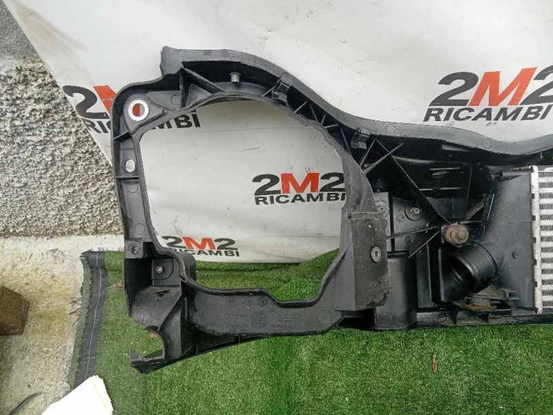 Rivestimento Frontale ANT 93857691 Opel Vivaro A 2007