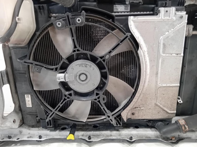 Rivestimento Frontale ANT MF222000-8033 Toyota Yaris IV 2012