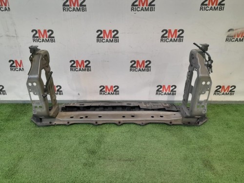 Rivestimento Frontale ANT Toyota Yaris IV 2014