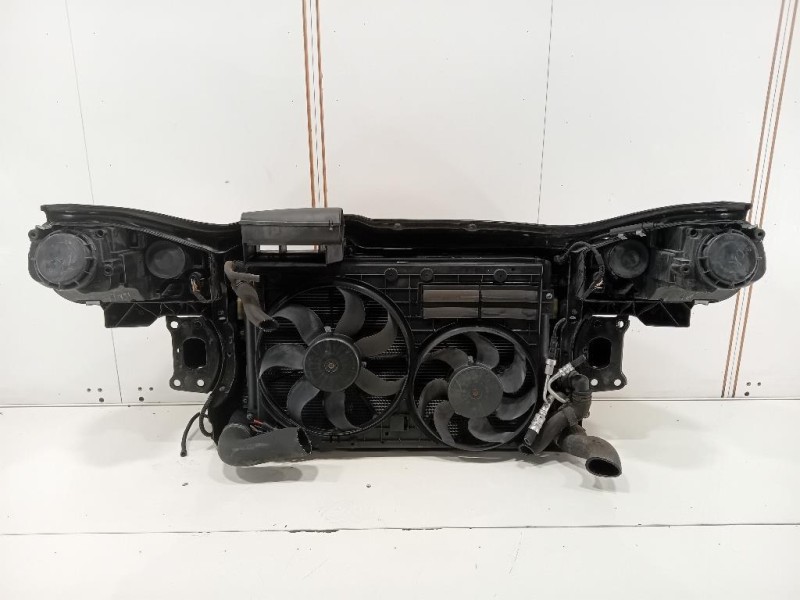 Rivestimento Frontale ANT 1K0 121 205 AD Volkswagen GOLF V 2004