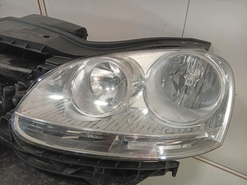 Rivestimento Frontale ANT 1K0 121 205 AD Volkswagen GOLF V 2004