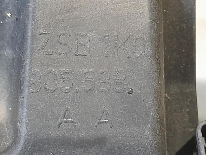 Rivestimento Frontale ANT 1K0805588 Volkswagen GOLF VI 2009