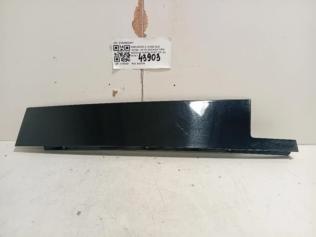 Modanatura Adesiva Porta POST DX A2926900487 Mercedes Classe GLE W166 2015