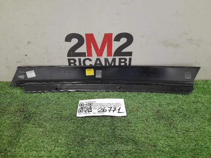 Modanatura Adesiva Porta POST DX A2516901889 Mercedes Classe R W251 2006