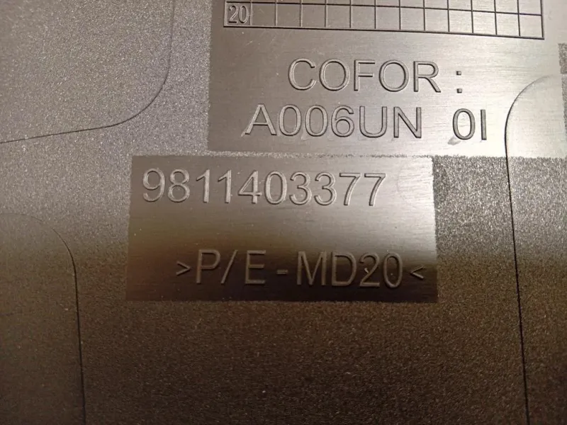 Modanatura Adesiva Porta POST DX 9811404377 Peugeot 3008 II 2016