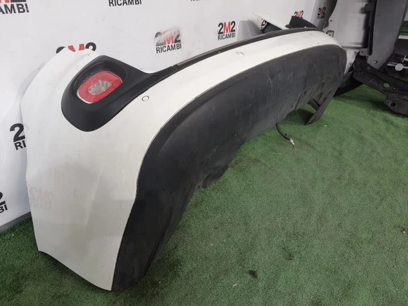 Paraurti POST 71777667 Fiat 500L 2013