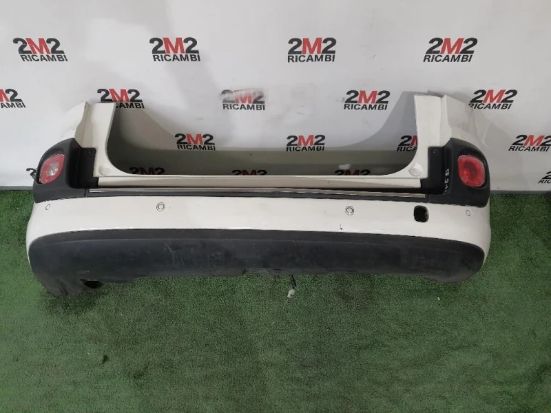 Paraurti POST 71777667 Fiat 500L 2013
