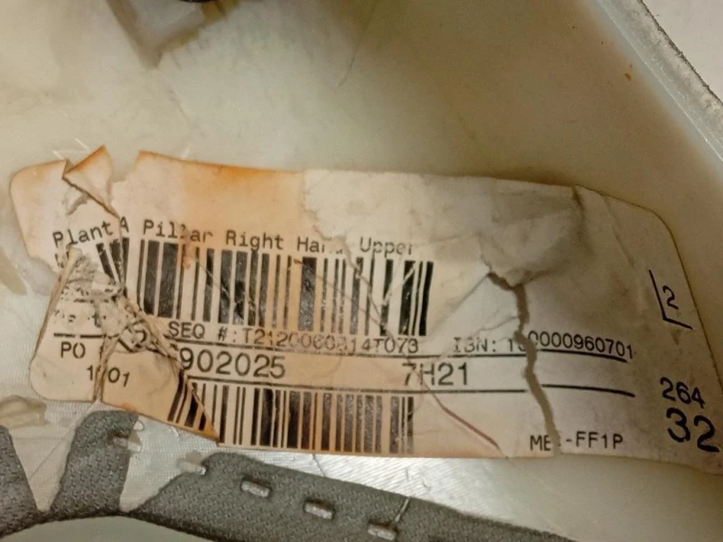 Rivestimento Interno Montante Parabrezza DX A2516902025 Mercedes Classe R W251 2006