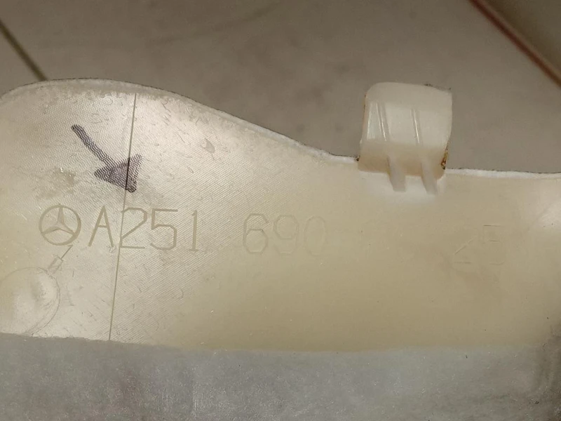 Rivestimento Interno Montante Parabrezza DX A2516902025 Mercedes Classe R W251 2006