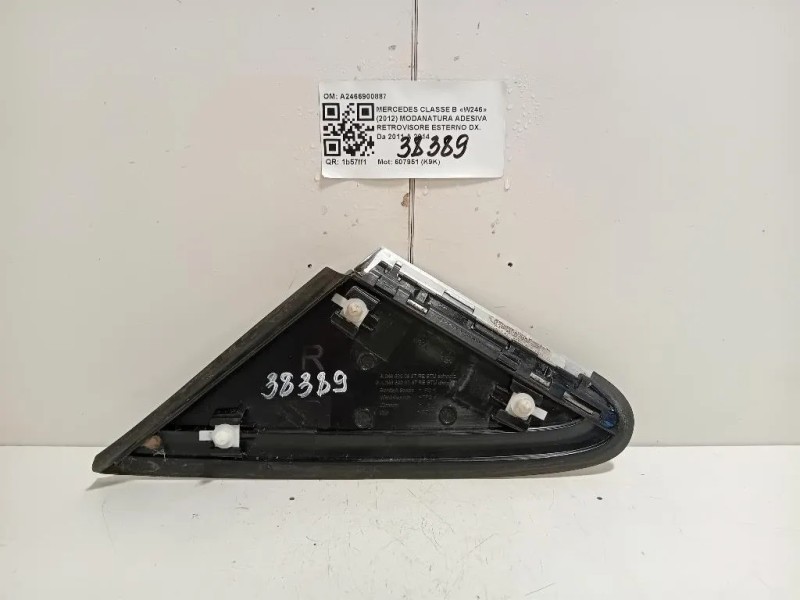 Modanatura Adesiva Retrovisore Esterno DX A2466900887 Mercedes Classe B W246 2012