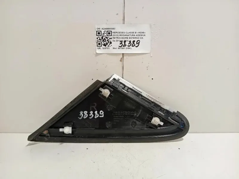 Modanatura Adesiva Retrovisore Esterno DX A2466900887 Mercedes Classe B W246 2012