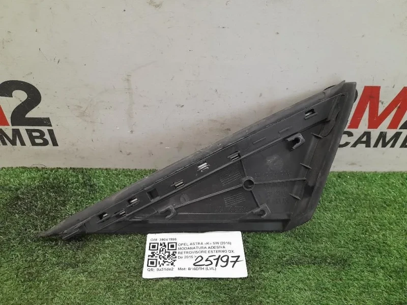 Modanatura Adesiva Retrovisore Esterno DX 39041996 Opel Astra K SW 2016