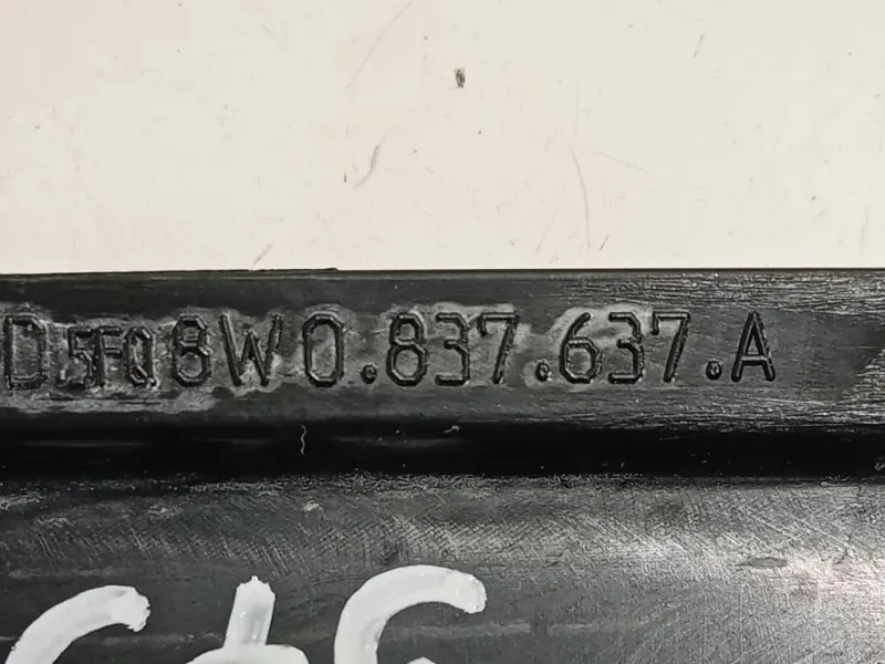 Modanatura Adesiva Retrovisore Esterno SX 8W0 837 637 A Audi A4 8W5 Avant 2015