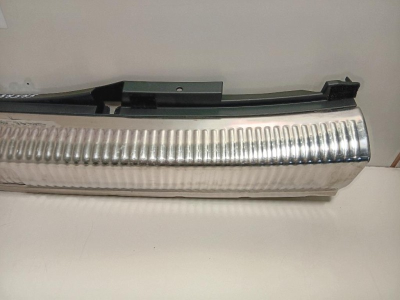 Rivestimento Lamiera POST 8W9864513 Audi A4 8W5 Avant 2015