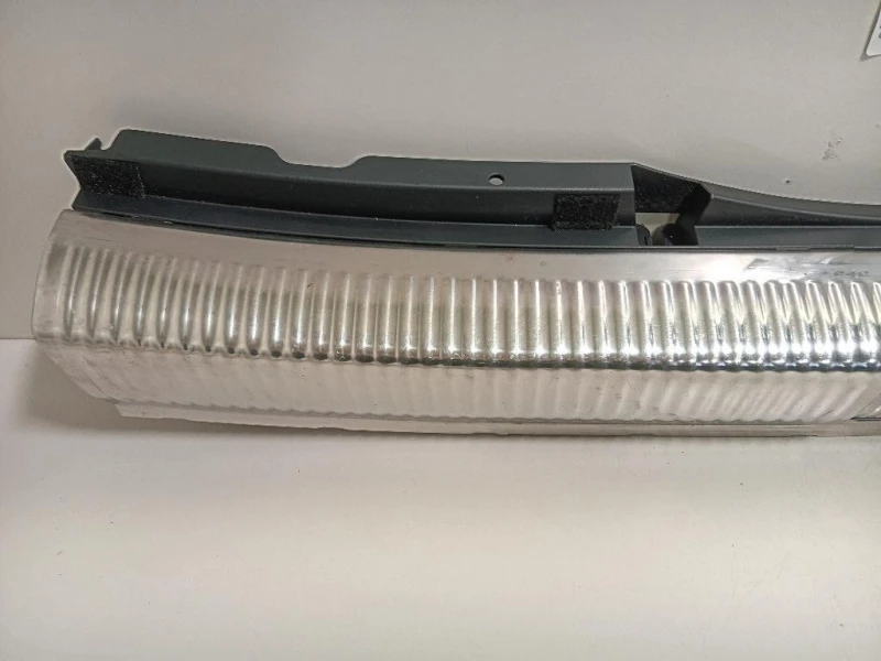 Rivestimento Lamiera POST 8W9864513 Audi A4 8W5 Avant 2015