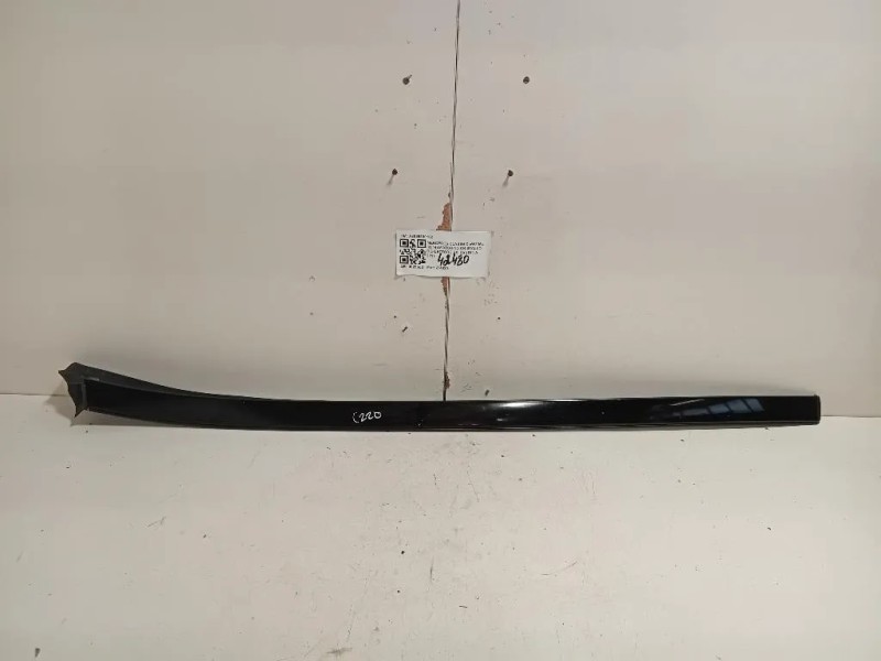 Modanatura Cristallo Deflettore SX A2056900162 Mercedes Classe C W205 2014