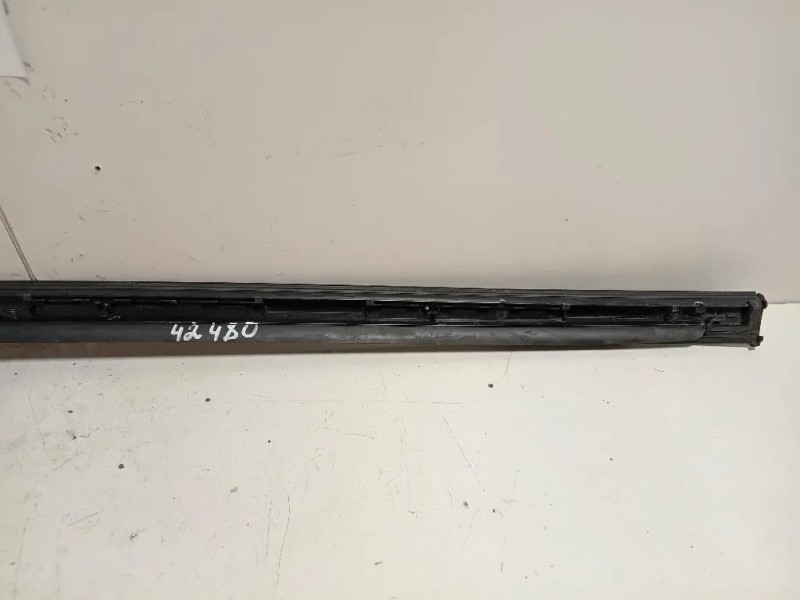 Modanatura Cristallo Deflettore SX A2056900162 Mercedes Classe C W205 2014