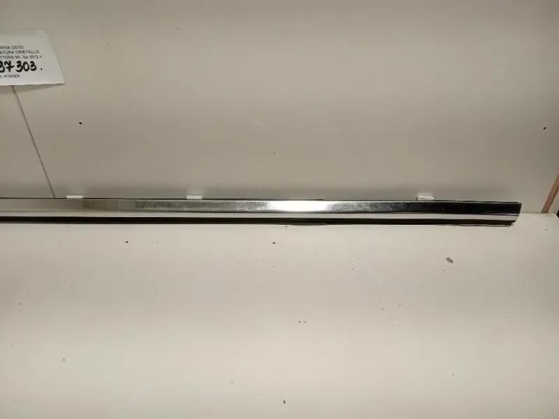 Modanatura Cristallo Deflettore SX Opel Mokka 2013