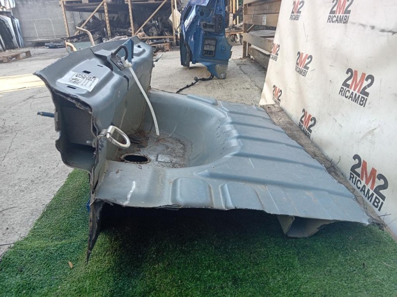 Rivestimento Lamiera POST RIVESTIMENTO LAMIERA POST Opel Mokka B 2020