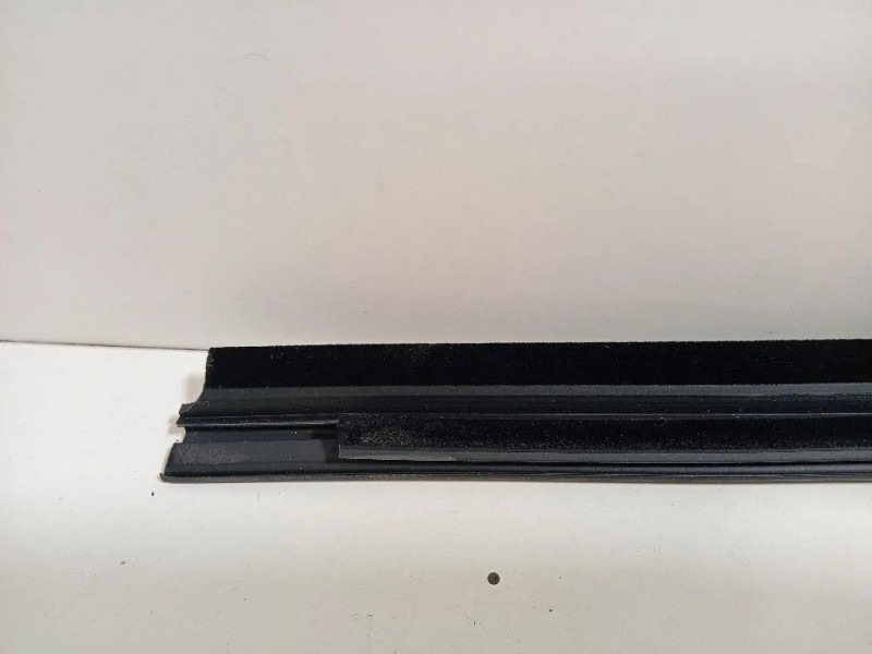 Modanatura Estraschiavetro Porta ANT DX B000827780 Citroen C1 II 2014