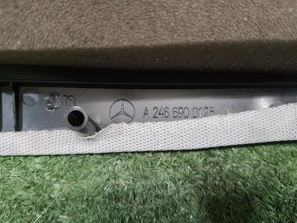 Rivestimento Montante Parabrezza Supint SX A2466900125 Mercedes Classe B W246 2012