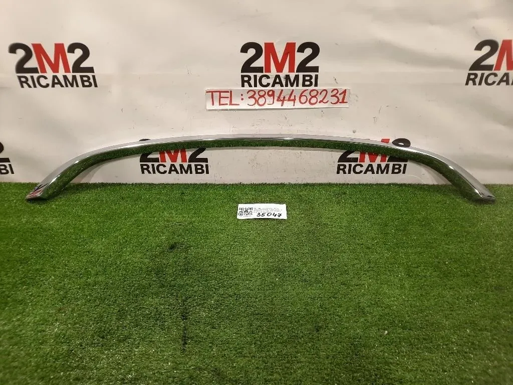 Modanatura Griglia DI Ventilazione Paraurti SUP ANT  Mini MINI Clubman R55 2011