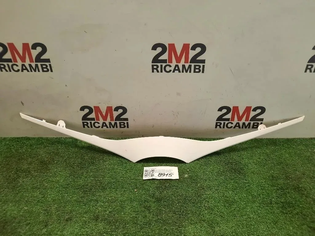 Modanatura Griglia Radiatore 527190D010 Toyota Yaris IV 2014