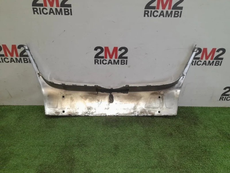 Modanatura Griglia Radiatore 1K5853651 Volkswagen GOLF V Variant 2007