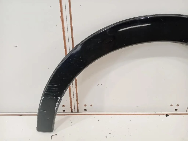 Modanatura Paracolpi Parafango ANT SX MODANATURA PARACOLPI PARAFANGO ANT SX Mitsubishi Pajero IV 2007