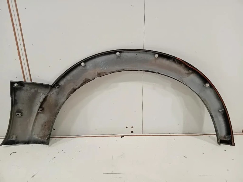 Modanatura Paracolpi Parafango ANT SX MODANATURA PARACOLPI PARAFANGO ANT SX Mitsubishi Pajero IV 2007