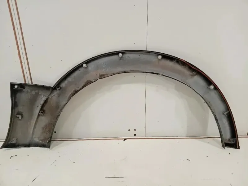 Modanatura Paracolpi Parafango ANT SX MODANATURA PARACOLPI PARAFANGO ANT SX Mitsubishi Pajero IV 2007