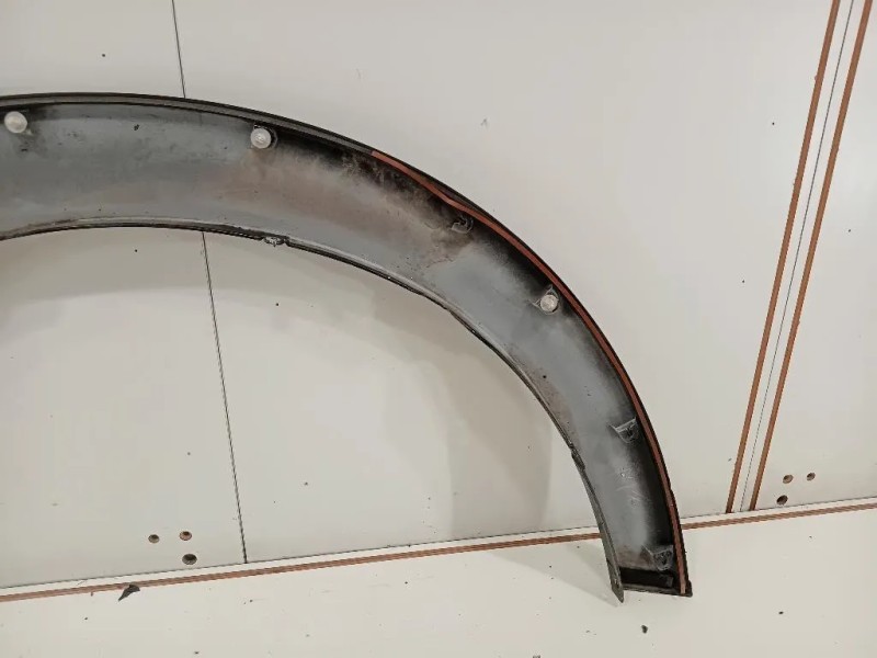 Modanatura Paracolpi Parafango ANT SX MODANATURA PARACOLPI PARAFANGO ANT SX Mitsubishi Pajero IV 2007