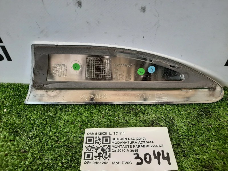 Modanatura Paracolpi Parafango POST DX 98000693VD Citroen DS3 2010