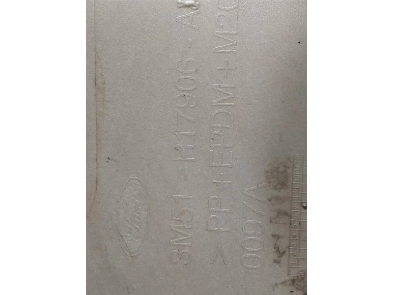 Paraurti POST 3M51-R17906-AB Ford Focus II 2005