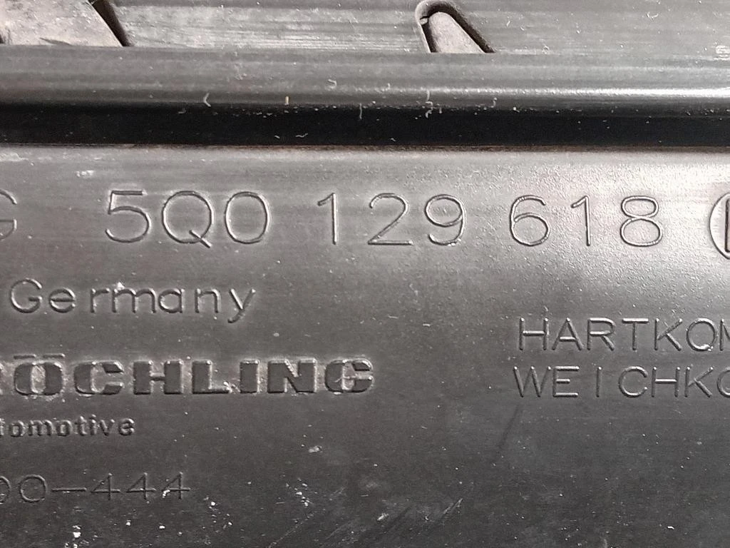 Scatola Filtro ARIA 5Q0 129 618 Audi A3 8VA Sportback 2012