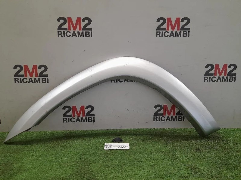 Modanatura Paracolpi Passaruota ANT SX 7561242070 Toyota RAV 4 II 2000