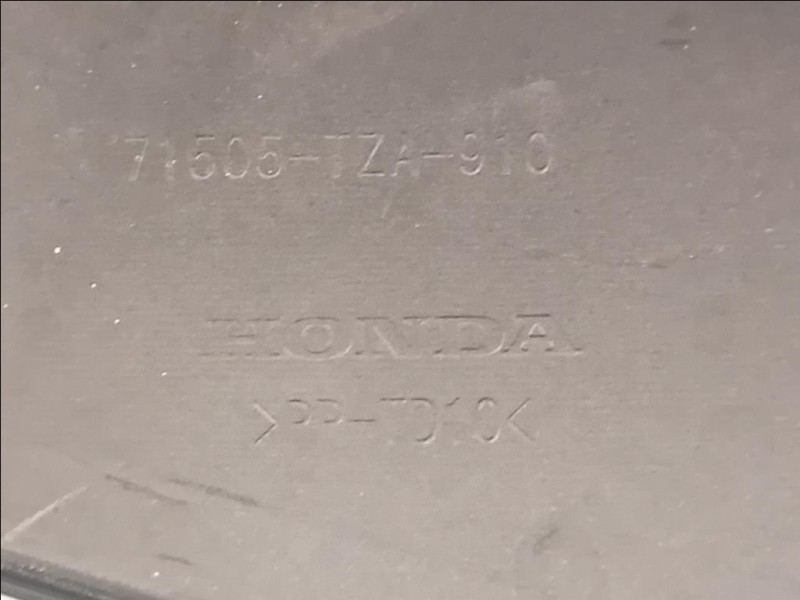 Paraurti POST 71505TZA910 IV SERIE 2023 Honda JAZZ IV 2023
