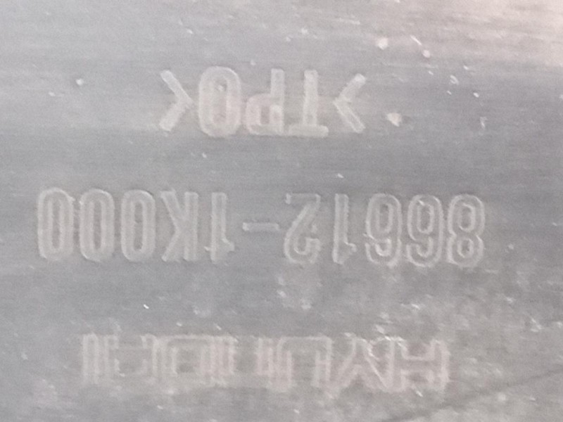 Paraurti POST 86611-1K000 Hyundai IX20 2011