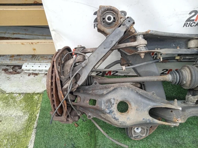 Assale POST A2043500141 Mercedes Classe C W204 2011