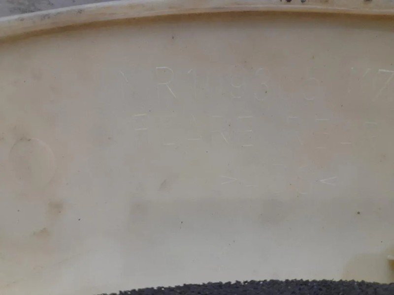 Modanatura Paracolpi Passaruota POST SX MR109305 Mitsubishi L200 II 1997